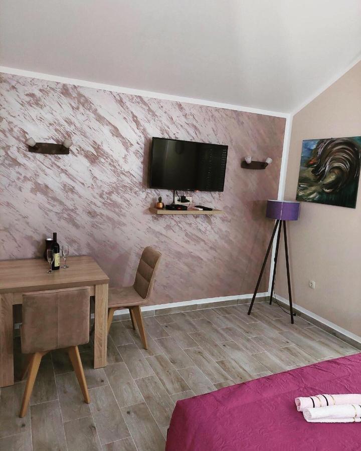 Studio Elena Tivat Exteriör bild