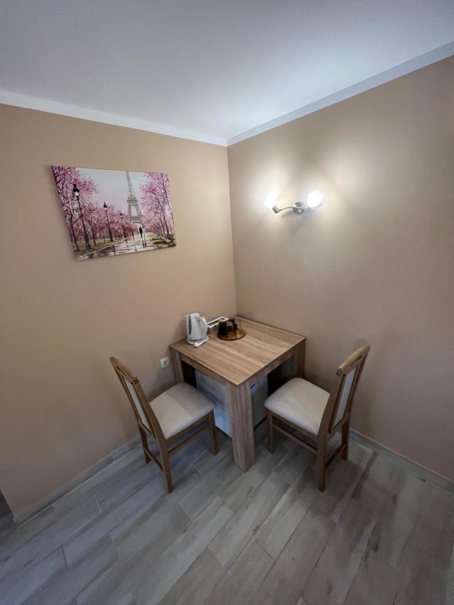 Studio Elena Tivat Exteriör bild